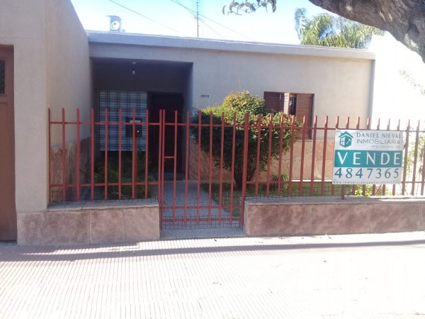 VENTA CASA Y DUPLEX | BARRIO VILLA AZALAIS 