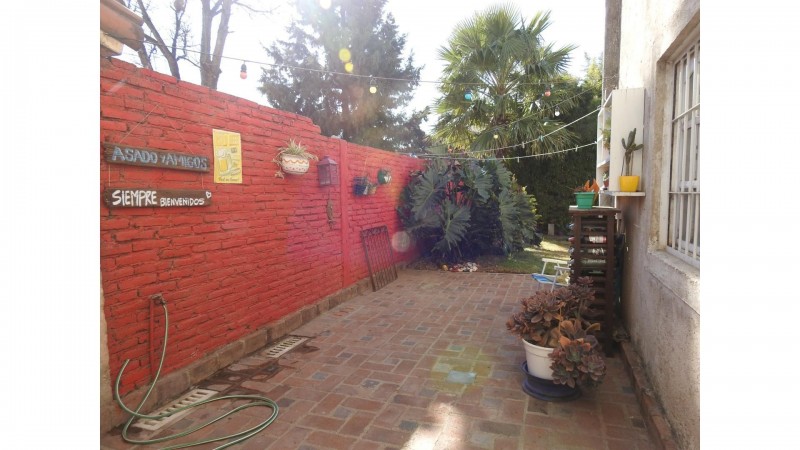 BARRIO 20 DE JUNIO | CASA 4 DORMITORIOS IMPECABLE  