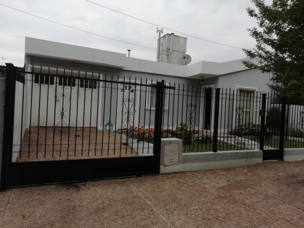 VENTA CASA 2 DORMITORIOS BARRIO SABATTINI ALTA GRACIA