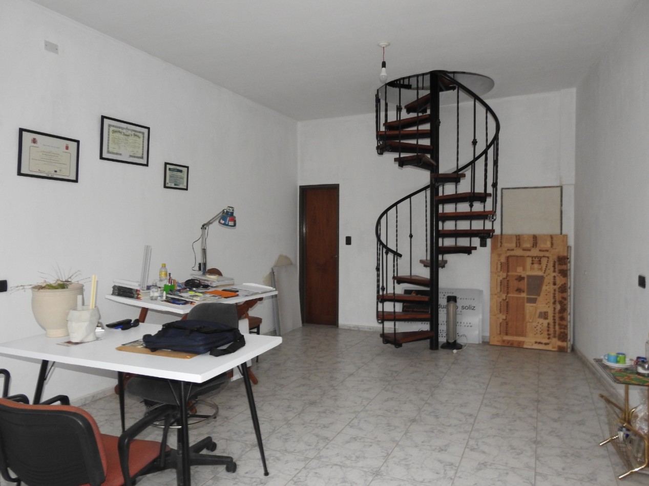 VENTA CASA 4 DORMITORIOS Y LOCAL A UNA CUADRA DE DINO RUTA 20 BARRIO SAN FRANCISCO