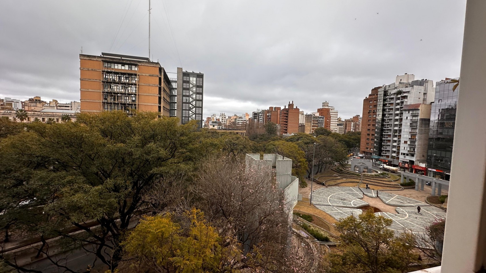 ALQUILO DPTO 1 DORMITORIO AMOBLADO CON LA MEJOR VISTA EN CENTRO