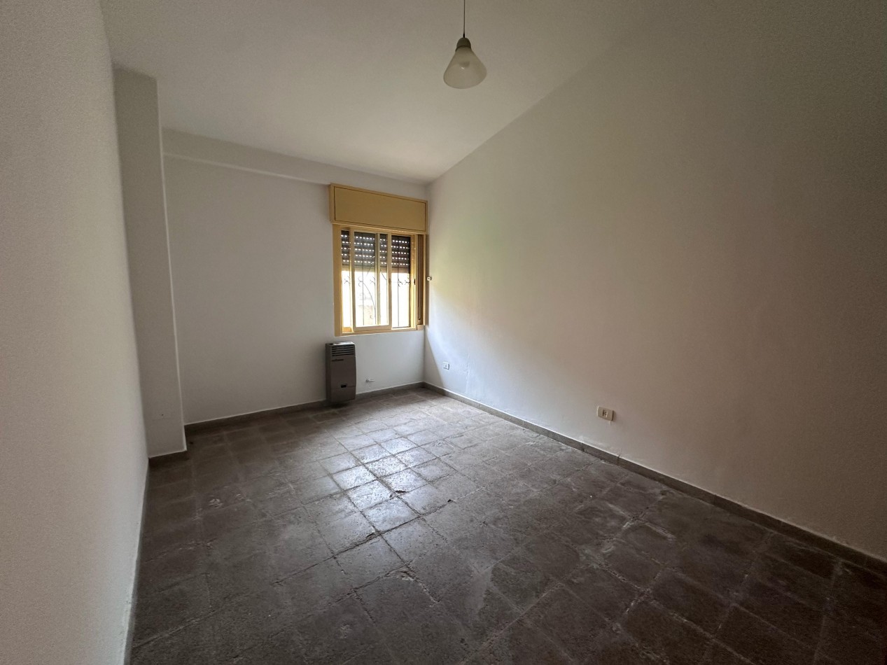 CASA DOS DORMITORIOS EN EL MARQUES DE SOBREMONTE APTA CREDITO CON PLANOS 