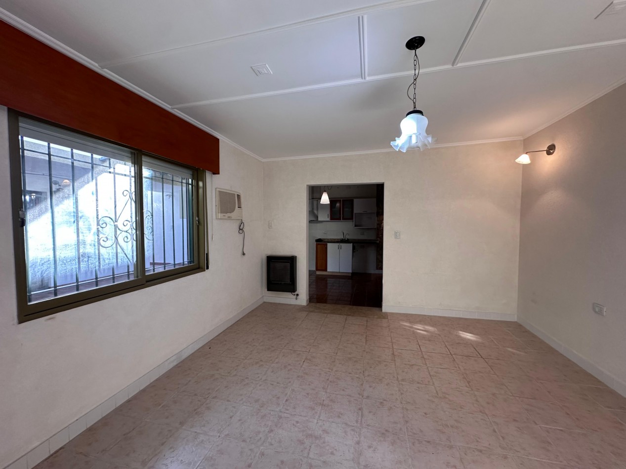 VENTA CASA MAS DPTO B° ALBERDI