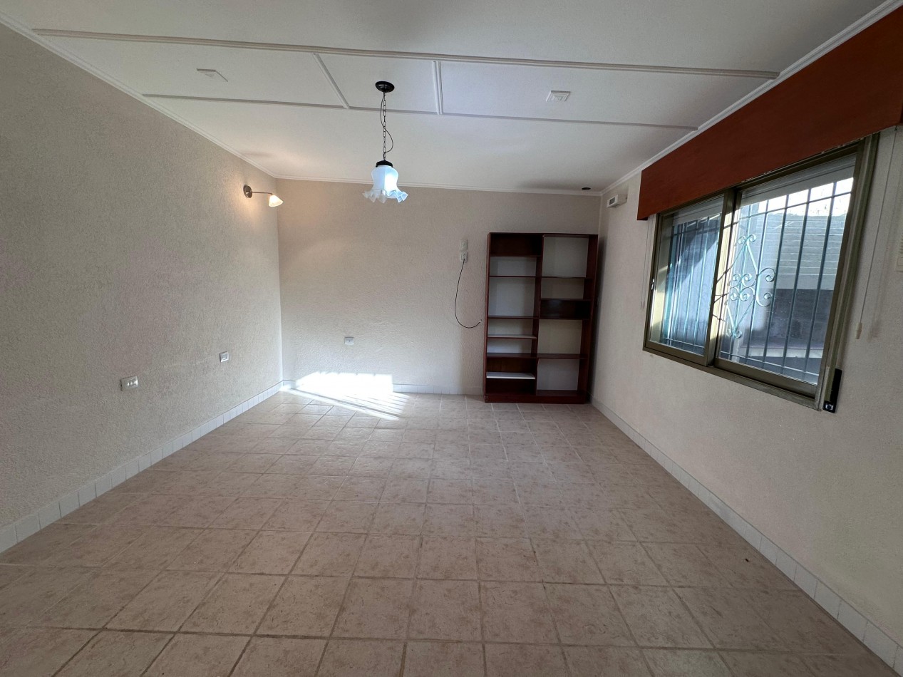 VENTA CASA MAS DPTO B° ALBERDI
