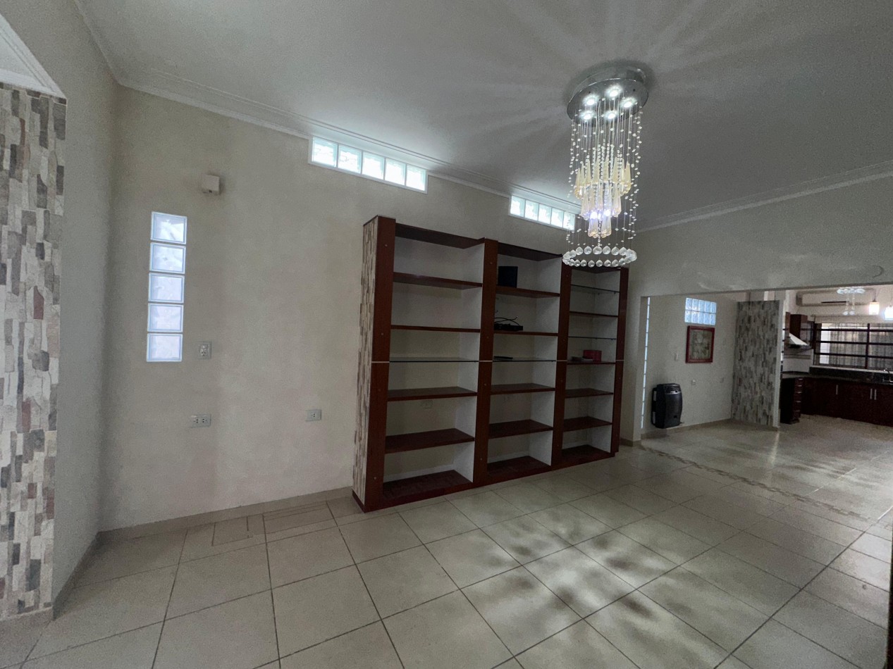 VENTA CASA MAS DPTO B° ALBERDI