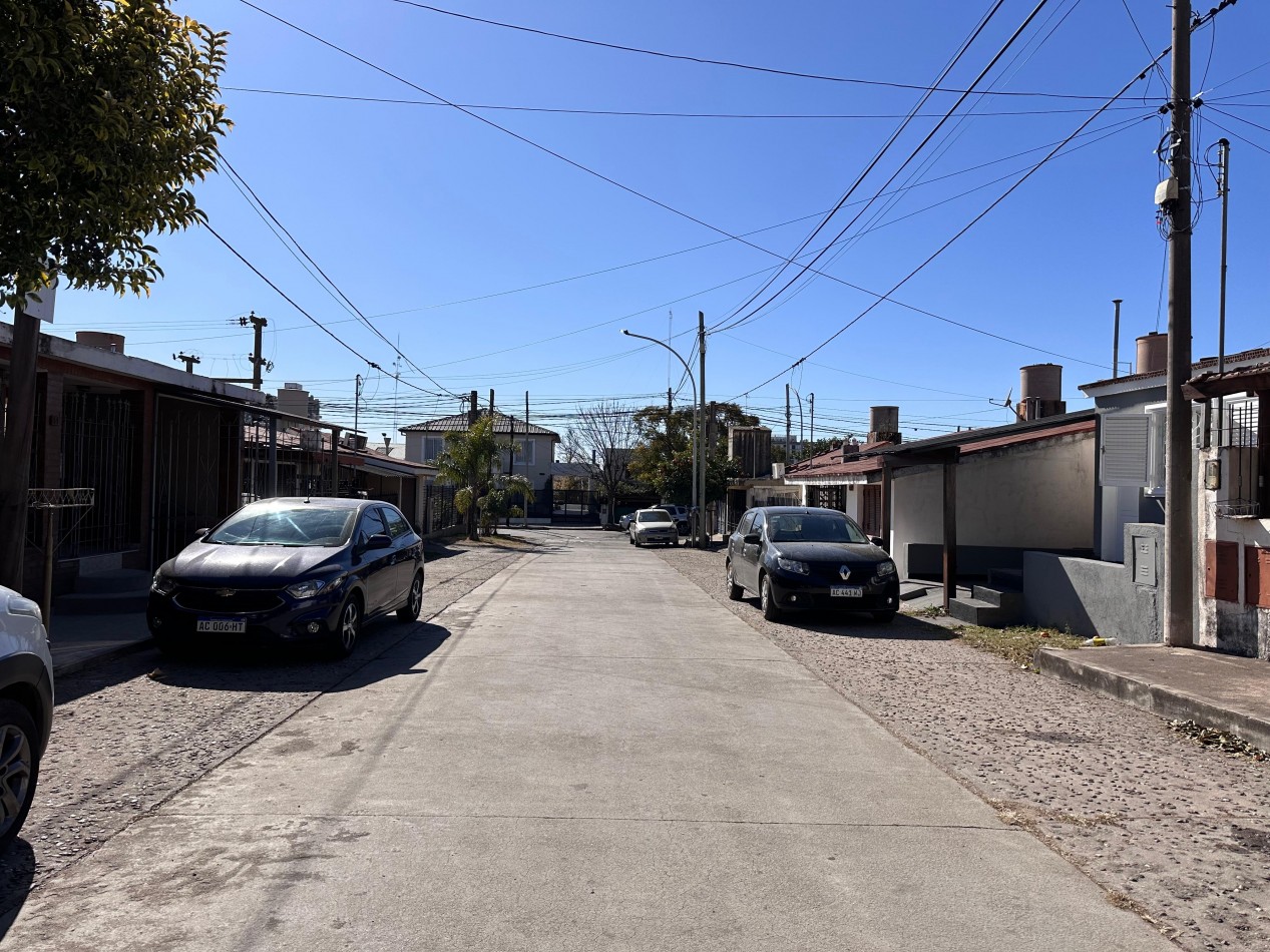 VENTA CASA 3 DORMITORIOS | BARRIO URITORCO