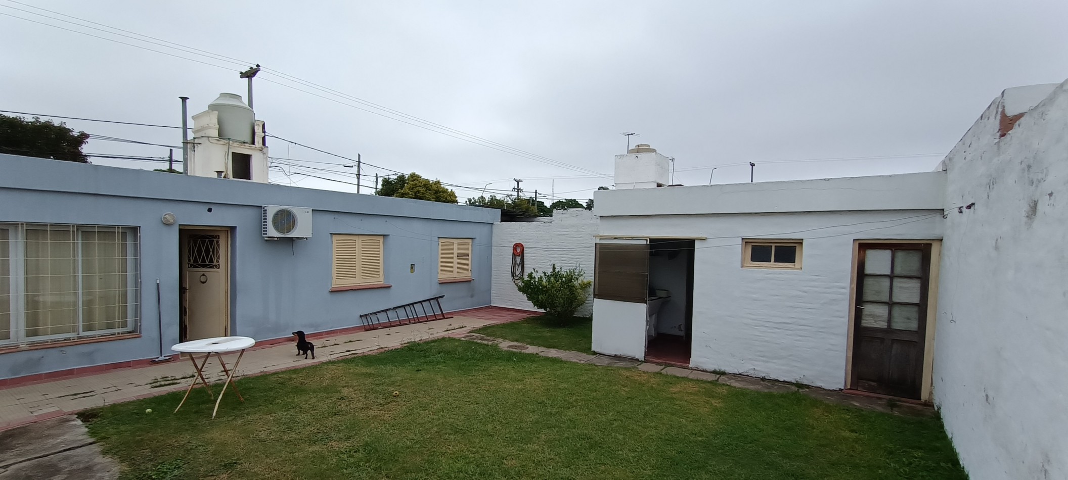 SE VENDE CASA 3 DORMITORIOS - ALTOS SAN MARTIN - A 3 CUADRAS DEL SHOPPING !!