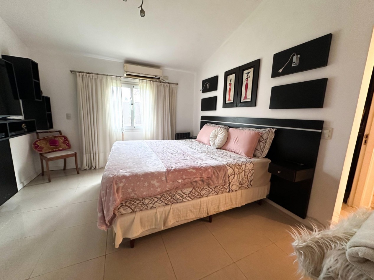 CASA EN VENTA 3 DORMITORIOS CON PILETA / JUAREZ CELMAN