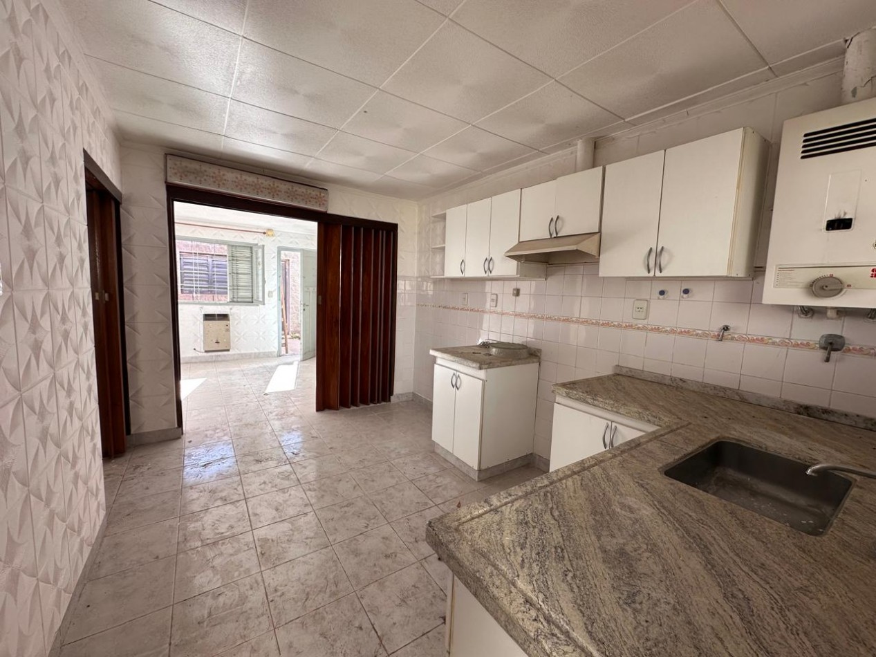 OPORTUNIDAD ! CASA EN VENTA 2 DORMITORIOS - LAS PALMAS