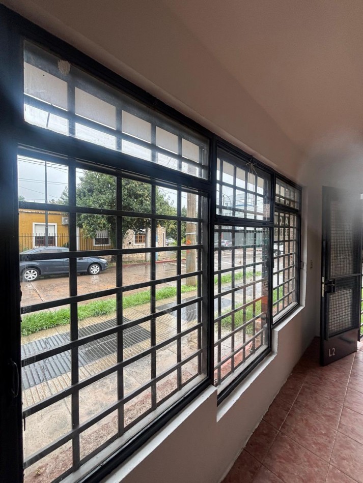 SE ALQUILA LOCAL COMERCIAL / LAS PALMAS
