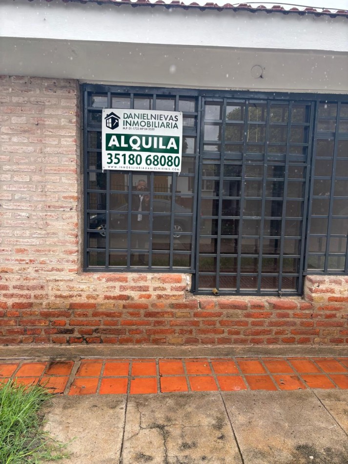 SE ALQUILA LOCAL COMERCIAL / LAS PALMAS