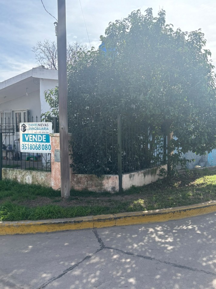 SE VENDE CASA LOCALIDAD BOUWER