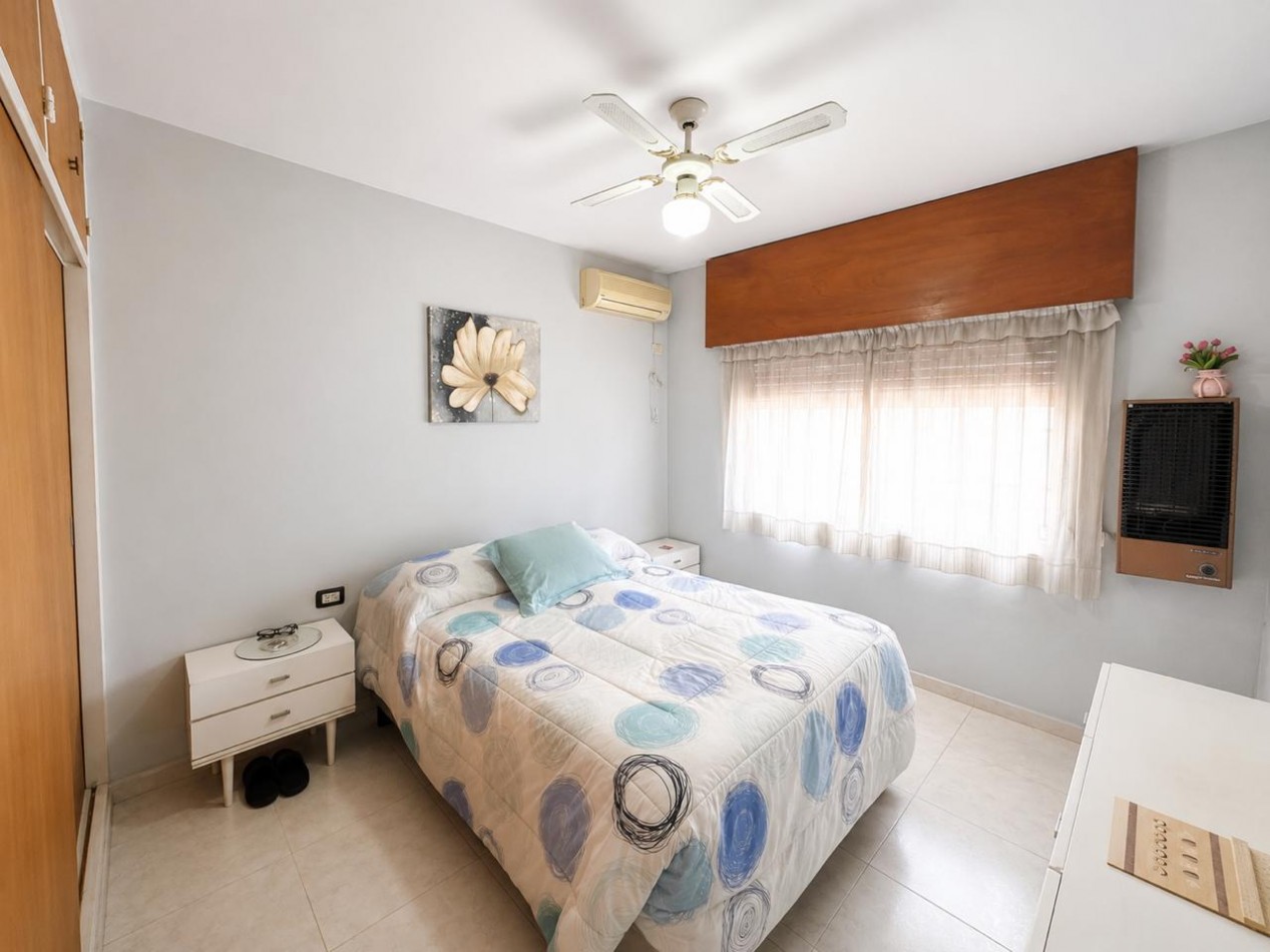 Venta casa esquina 4 dormitorios Barrio Las Palmas