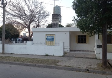 VENTA CASA ESQUINA 3 DORM PARQUE LOS MOLINOS