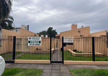 CASA DOS DORMITORIOS EN EL MARQUES DE SOBREMONTE APTA CREDITO CON PLANOS 